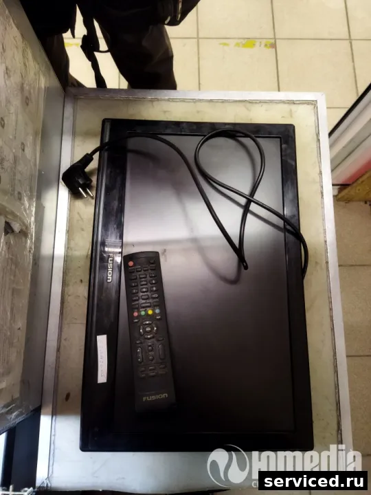 LCD монитор 17-19" Fusion FLTV-19W7