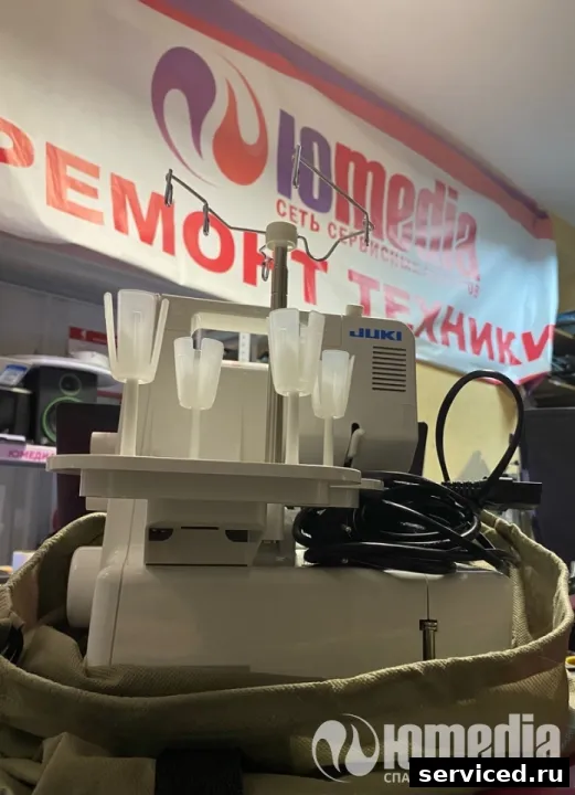 Оверлок Juki 654Den