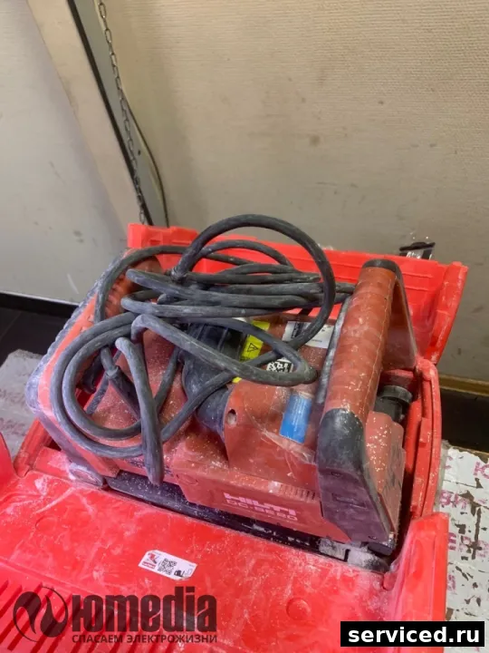 Штроборез Hilti DC-SE 20