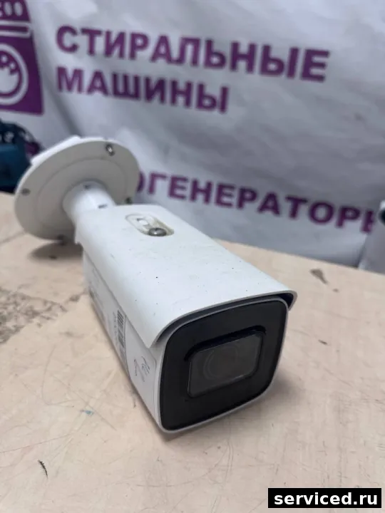 Видеокамера VHS Hikvision DS-2CD2623G0-IZS