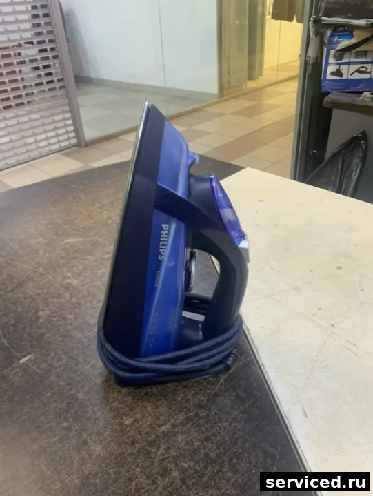 Утюг Philips GC3550