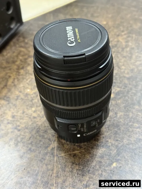 Объектив Canon EFS17-85
