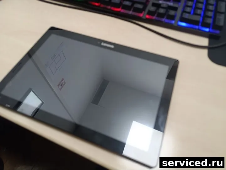 Планшетный компьютер Lenovo